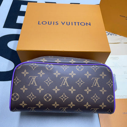 Franco Shops - Louis Vuittons  - 10659