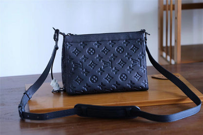 Franco Shops - Louis Vuittons  - 10419