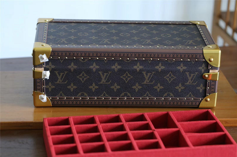 Franco Shops - Louis Vuittons  - 9514