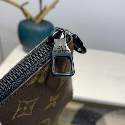 Franco Shops - Louis Vuittons  - 11111