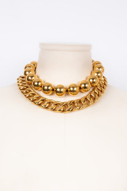 Collier dor√© Chanel s