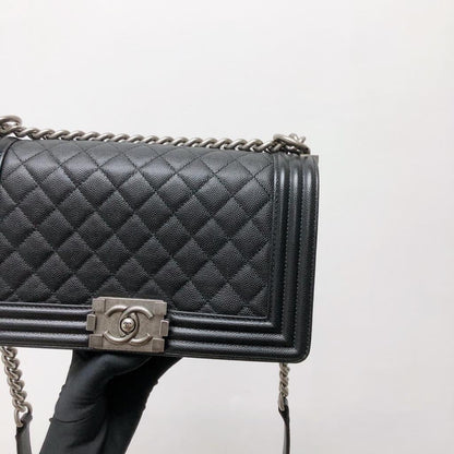 Le Boy Old Medium Caviar Black RHW