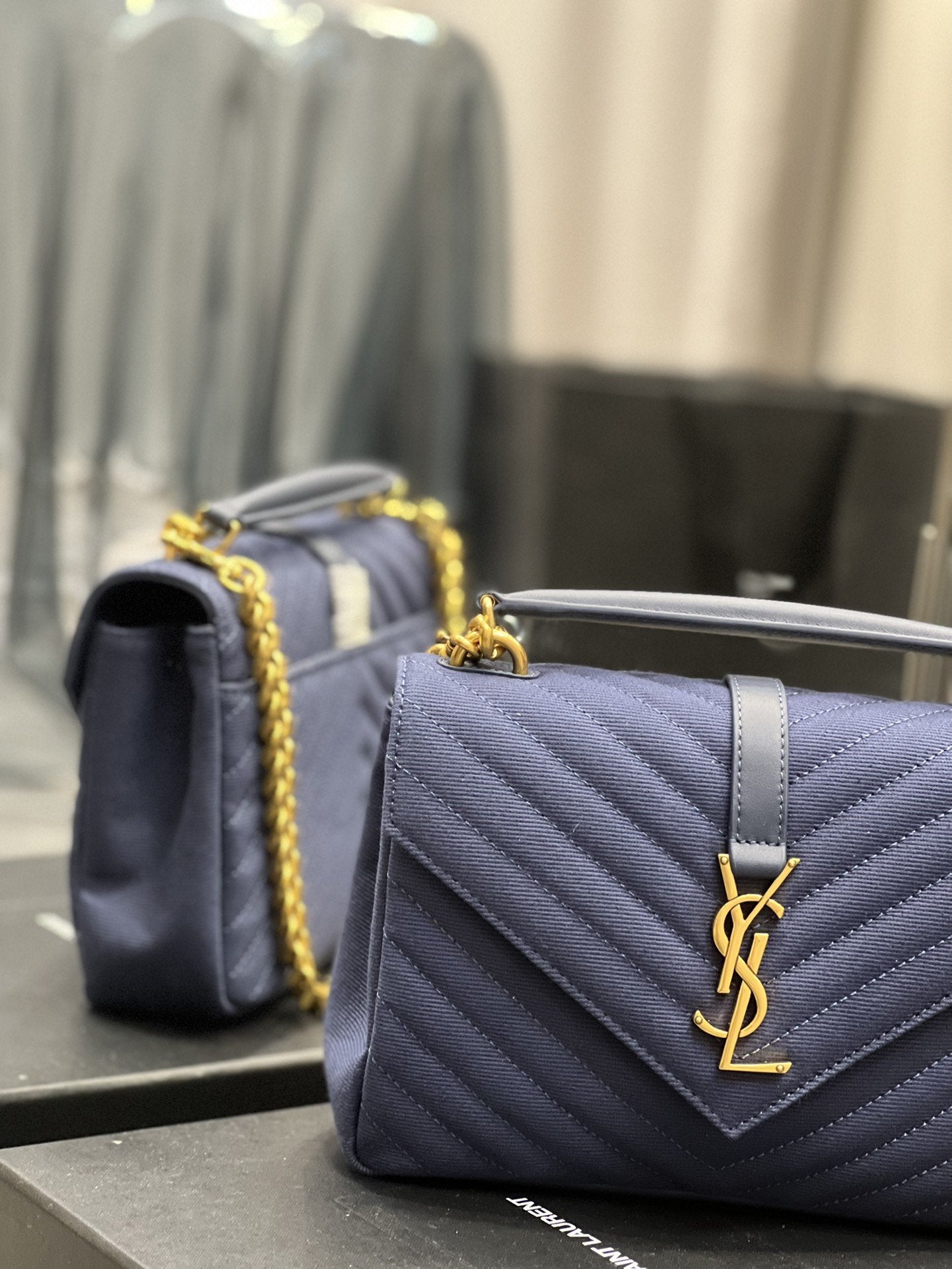 Yves Saint Laurent Envelope Medium Bag Marine