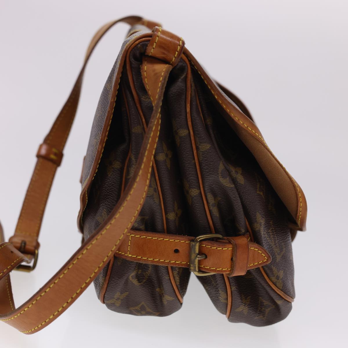 LOUIS VUITTON Monogram Saumur 30 Shoulder Bag M42256 LV 40092