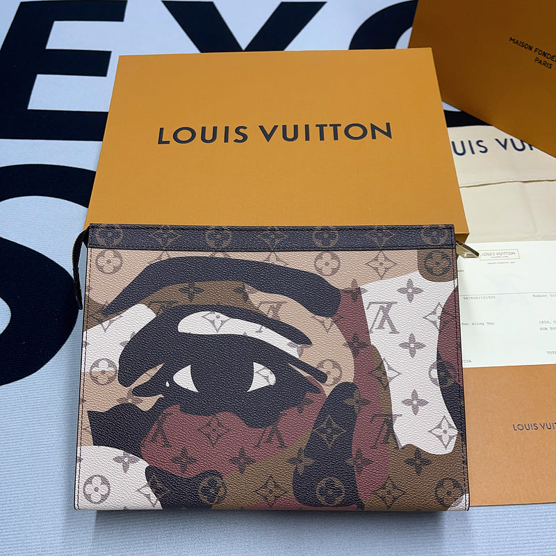 Franco Shops - Louis Vuittons  - 10525