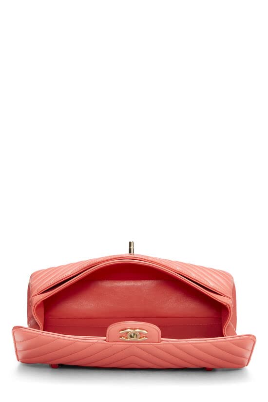 CHANEL,  Pink Chevron Lambskin Classic Double Flap Medium, Pink