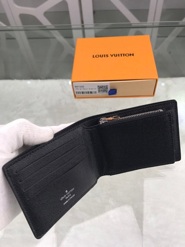 Franco Shops - Louis Vuittons  - 10970