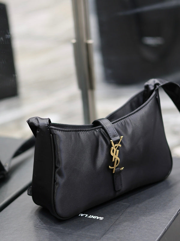 Franco Shops - Yves Saint Laurent - Bags - 168