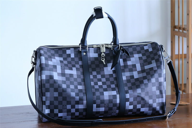 Franco Shops - Louis Vuittons  - 9445