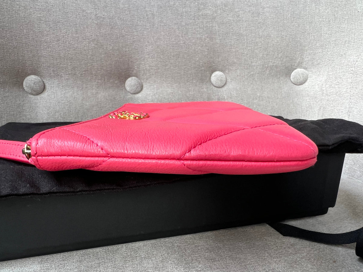 Chanel 19 Pink Small Ocase