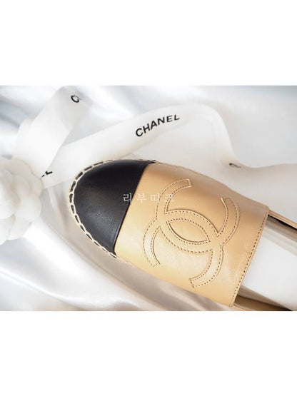Lambskin Espadrilles Beige Black Chanel