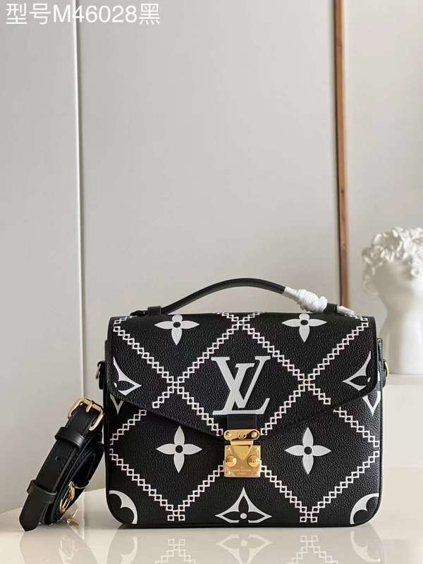 The Franco Shops - Louis Vuittons  - 12115
