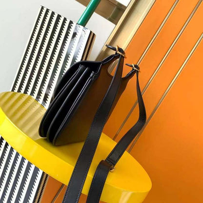 Yves Saint Laurent - Bags