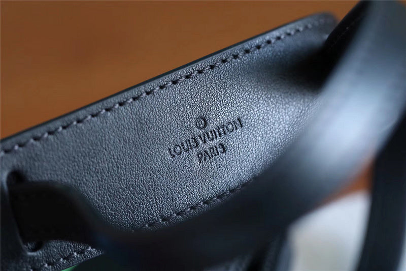 Franco Shops - Louis Vuittons  - 10394