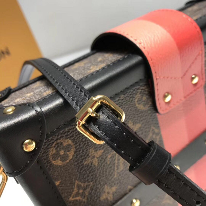 Franco Shops - Louis Vuittons  - 15585