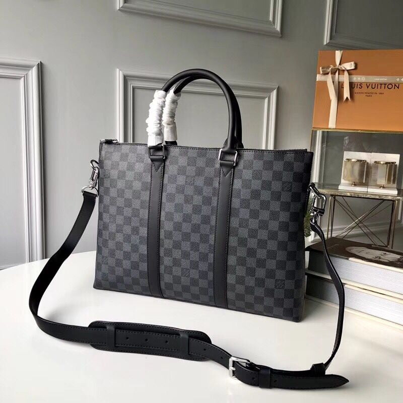 Franco Shops - Louis Vuittons  - 15591