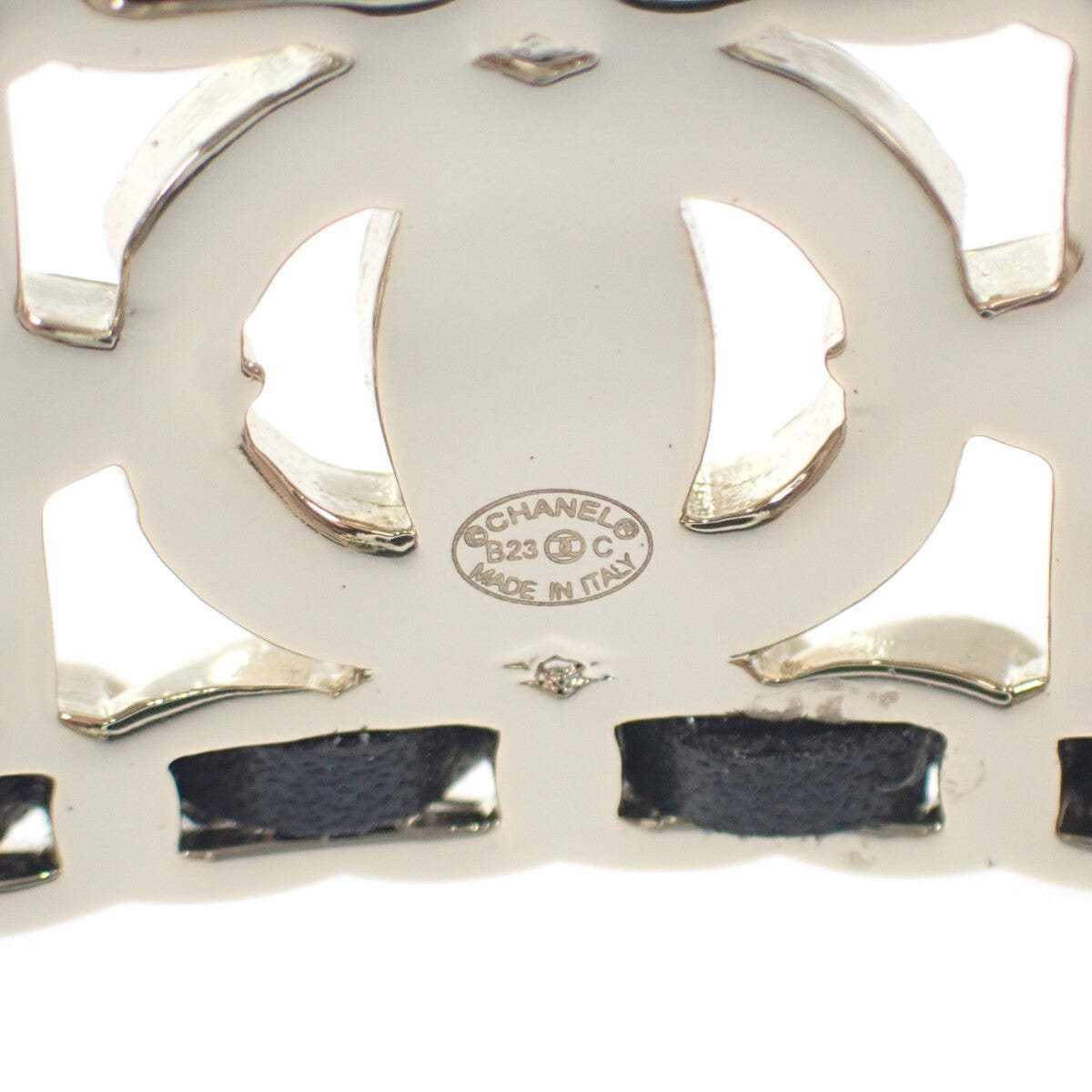 Chanel CC Rhinestone Star Bangle Metal Bangle in Excellent condition