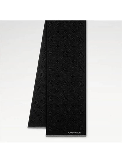 Louis Vuitton Monogram Classic Scarf Black Wool M70520