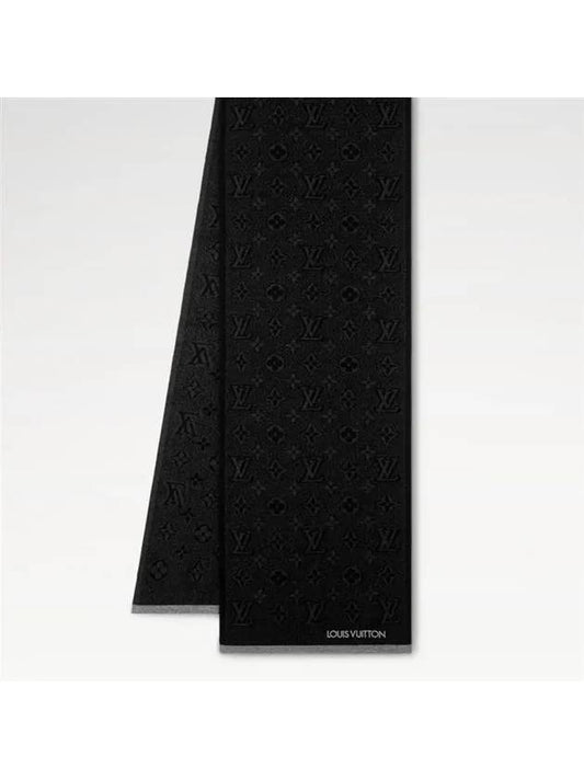Louis Vuitton Monogram Classic Scarf Black Wool M70520