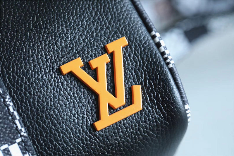 Franco Shops - Louis Vuittons  - 9440