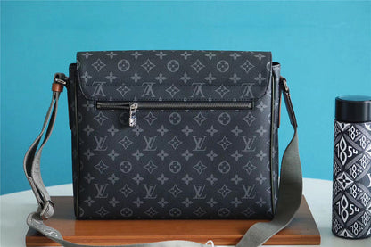 Franco Shops - Louis Vuittons  - 10406