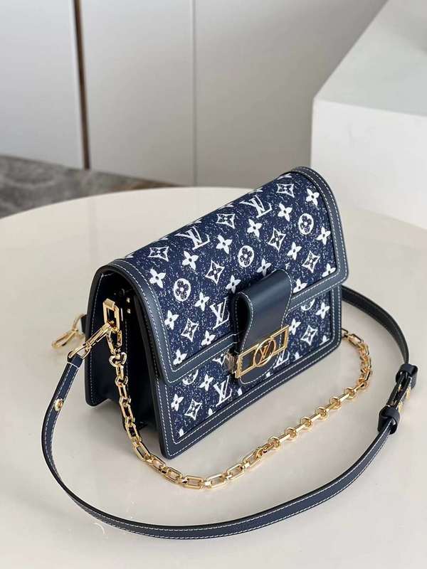 The Franco Shops - Louis Vuittons  - 12103