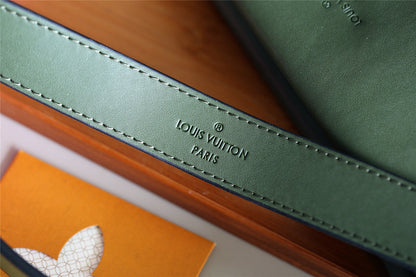 The Franco Shops - Louis Vuittons  - 7958