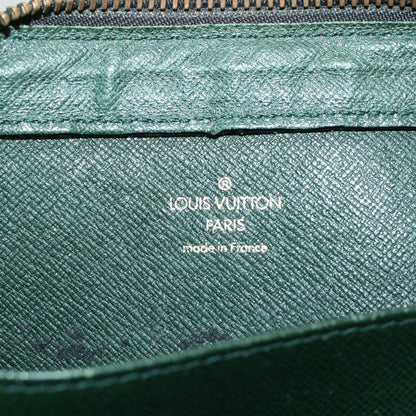 LOUIS VUITTON Taiga Baikal Clutch Bag Epicea M30184 LV  45000