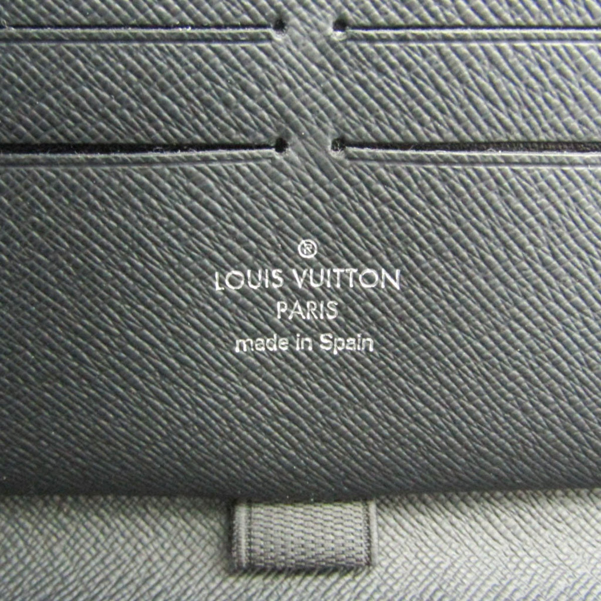 LOUIS VUITTON Zippy organizer Wallet