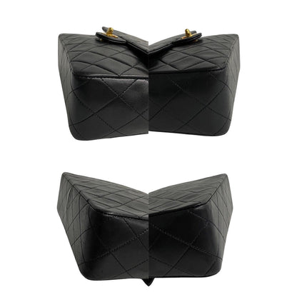 Chanel Mini Classic Single Flap Bag Leather Crossbody Bag in Good condition