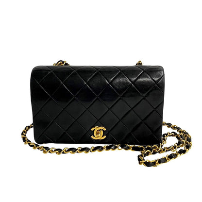 Chanel Mini CC Quilted Leather Full Flap Bag Leather Crossbody Bag in Good condition