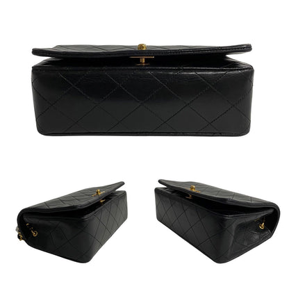 Chanel Matelasse Lambskin Full Flap 19Cm Leather Mini Shoulder Bag Leather Shoulder Bag 64159 in Good condition