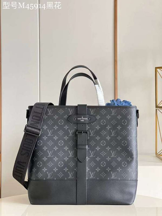The Franco Shops - Louis Vuittons  - 12041