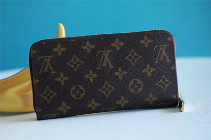 Franco Shops - Louis Vuittons  - 9238