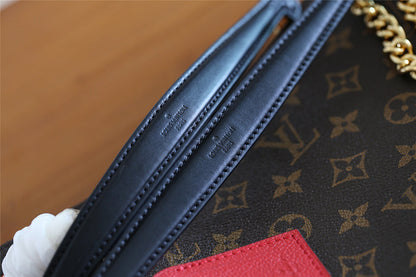 The Franco Shops - Louis Vuittons  - 7933