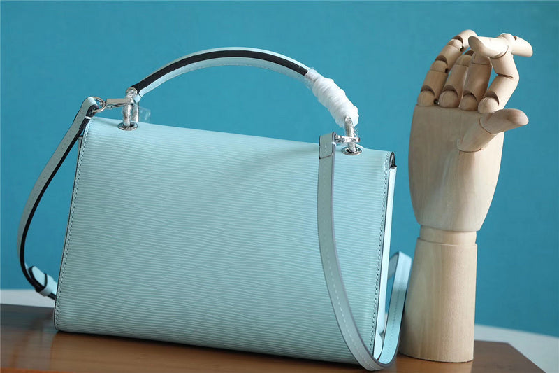 The Franco Shops - Louis Vuittons  - 7784