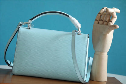 The Franco Shops - Louis Vuittons  - 7784