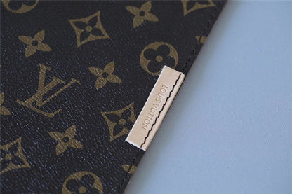 Franco Shops - Louis Vuittons  - 9302