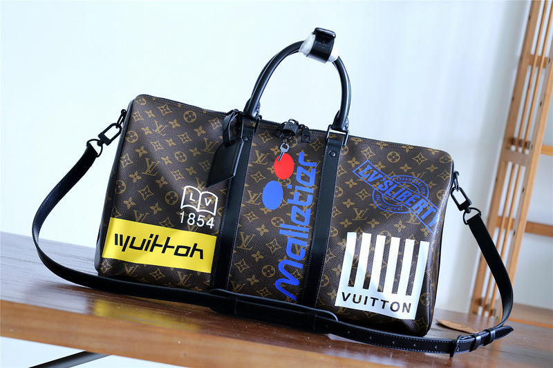 Franco Shops - Louis Vuittons  - 9481