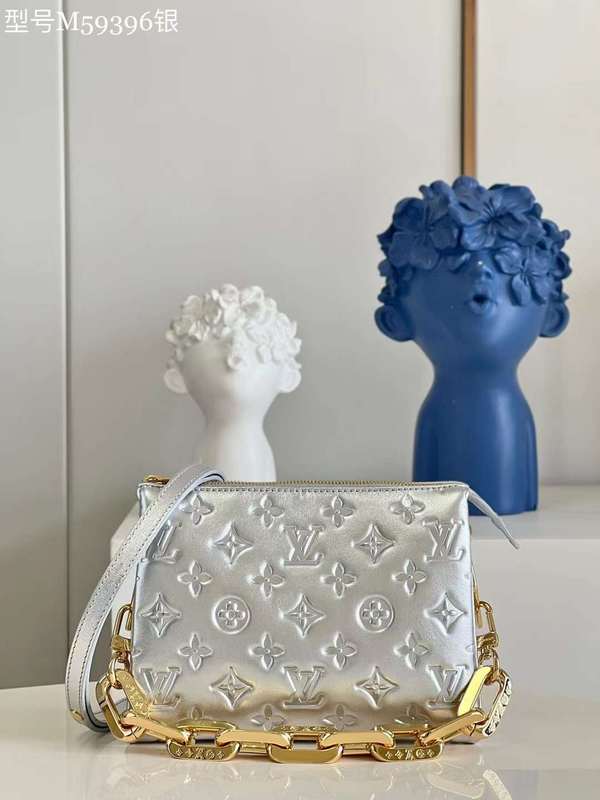 The Franco Shops - Louis Vuittons  - 12011