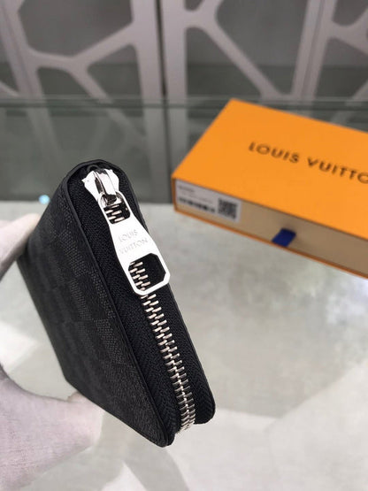 Franco Shops - Louis Vuittons  - 10861