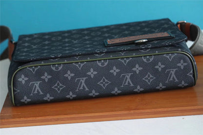 Franco Shops - Louis Vuittons  - 10406