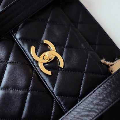 Chanel vintage quilted lambskin tote bag