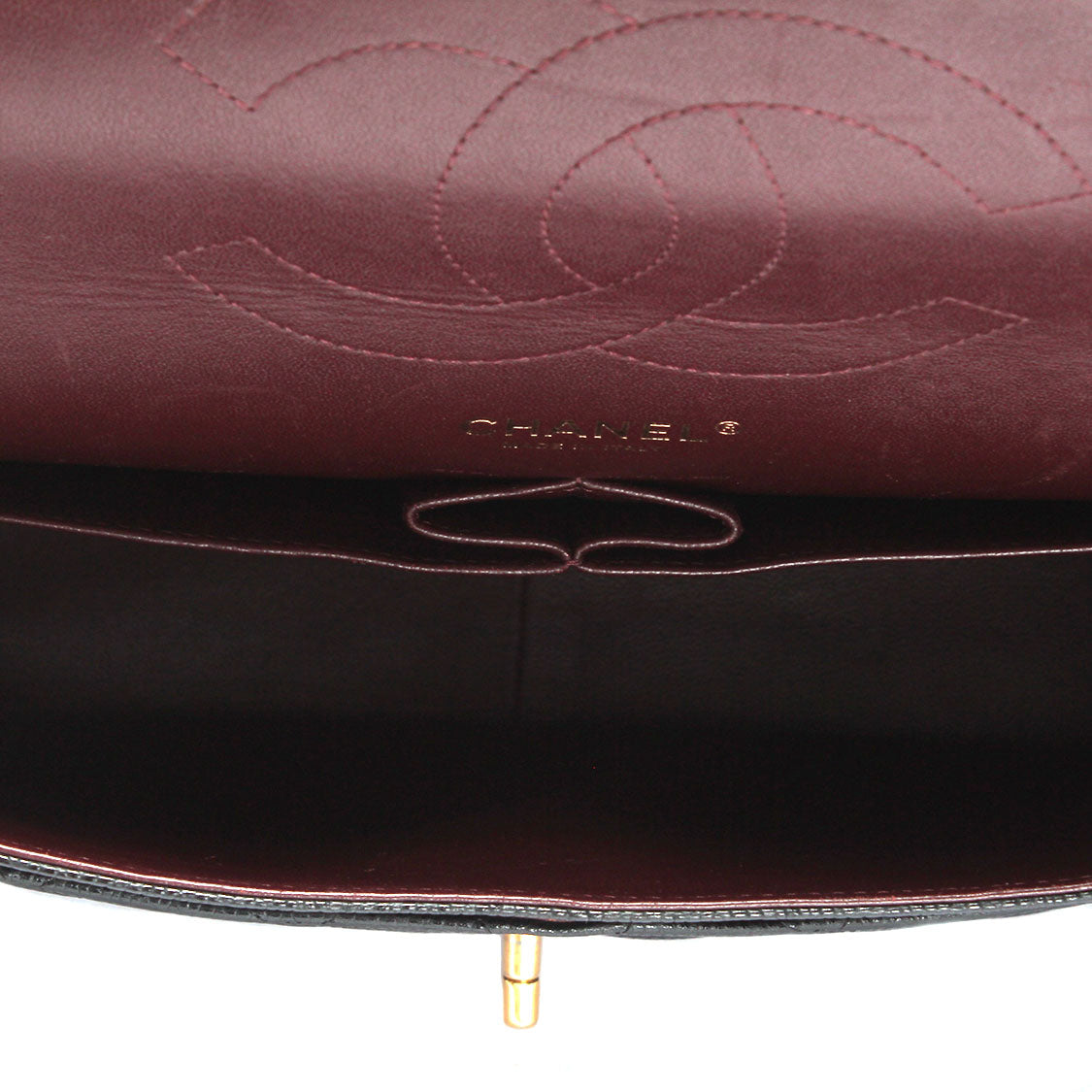 Chanel Caviar Jumbo Classic Flap Bag Leather Shoulder Bag in Excellent condition