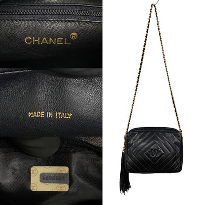 Chanel CC Tassel Camera Bag  Leather Crossbody Bag in Good condition