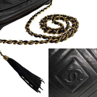 Chanel CC Tassel Camera Bag  Leather Crossbody Bag in Good condition