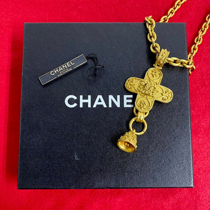 CHANEL Necklace Gold Plated gold