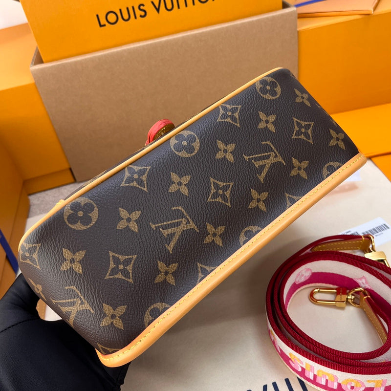 Franco Shops - Louis Vuittons  - 15840