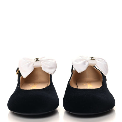 Velvet Grosgrain Bow Mary Jane Flats 40 Black White