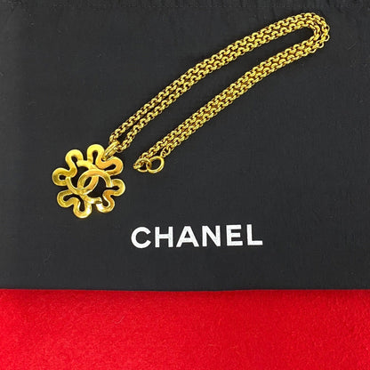 CHANEL Necklace Gold Plated gold